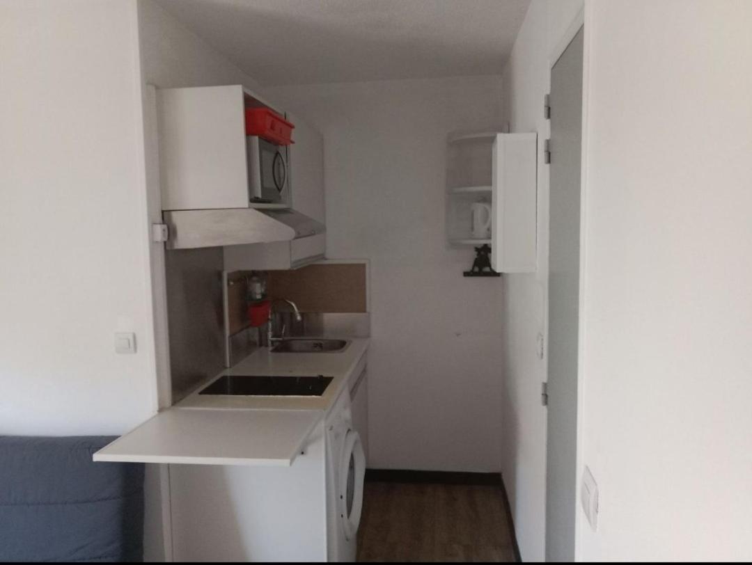 Frejus-Plage Et Centre-Ville, 28 M2, Accueil 4 Personnes, Francais, English Spoken Екстериор снимка